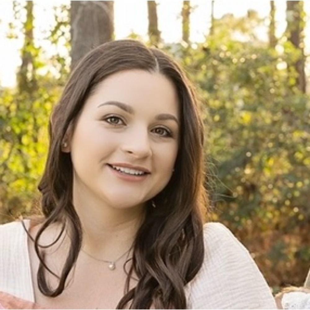 Meet your Posher, Ashley